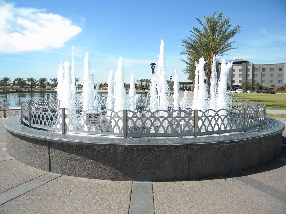 Riverview Mesa Park. Stainless steel fountain railing.