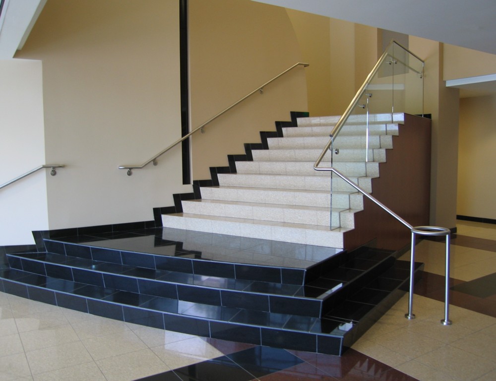Union Hills Office Park - Glass in shoe with stainless steel handrail.